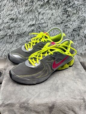 Nike Shoes Womens 8.5 Reax Run 7 Running Sneakers Gray Yellow 525755 001
